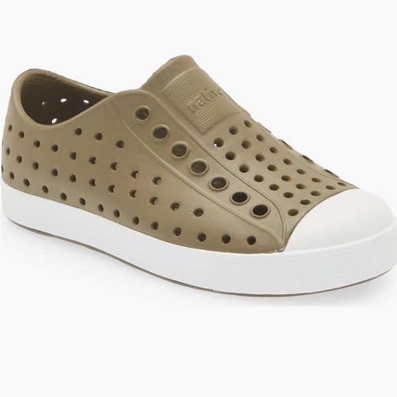Native Jefferson Sneakers Tennis Shoes Utility Green Toddler 8 9 10 11 - Picture 1 of 5